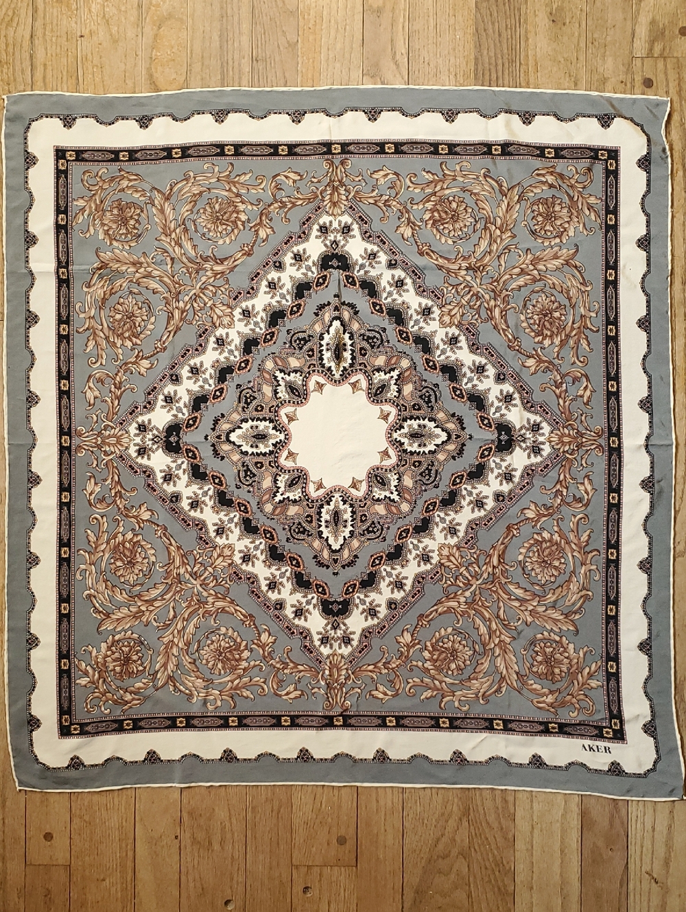Share 100% Silk Scarf BAROQUE PAISLEY FLORAL Made in Turkey LARGE SQUARE 35"
